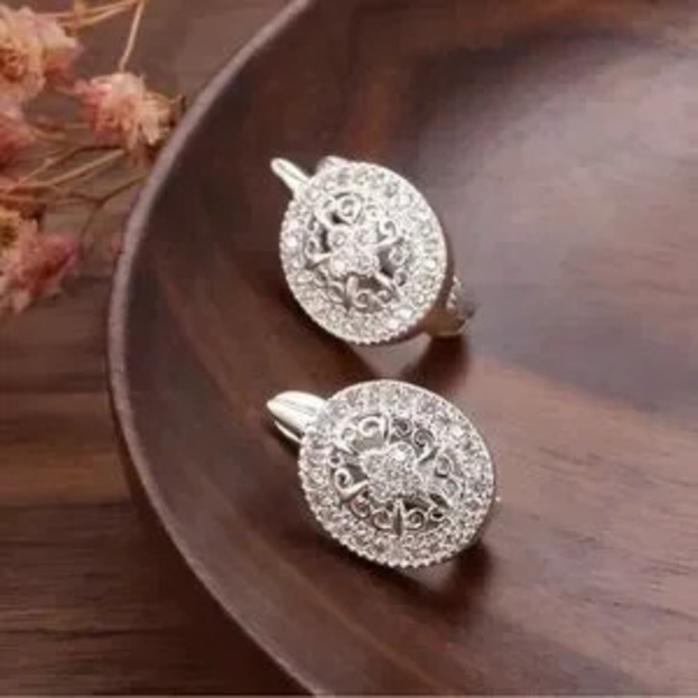 Oval Zircon Oval Stud Earrings